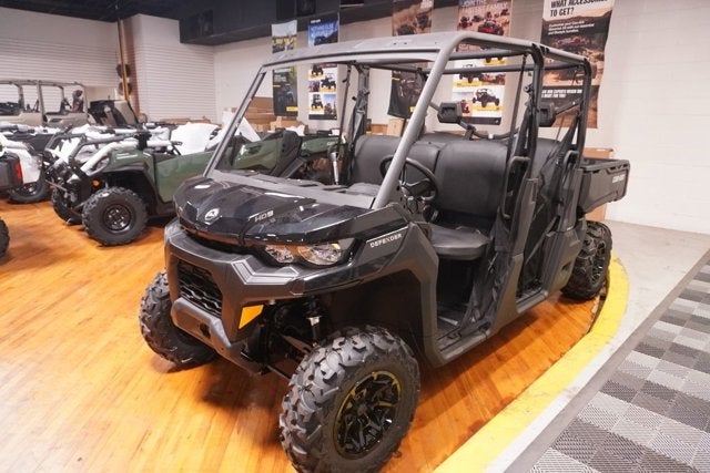 2023 Can-Am® Defender MAX DPS HD9 Timeless Black Base