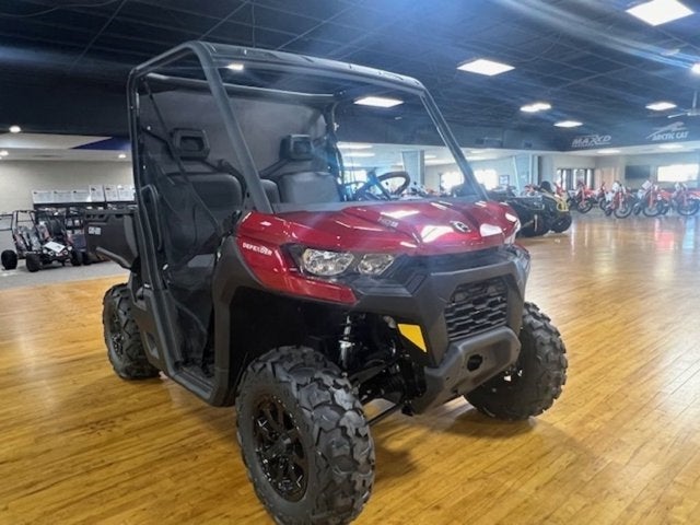 2024 Can-Am® Defender DPS HD9 Fiery Red Base